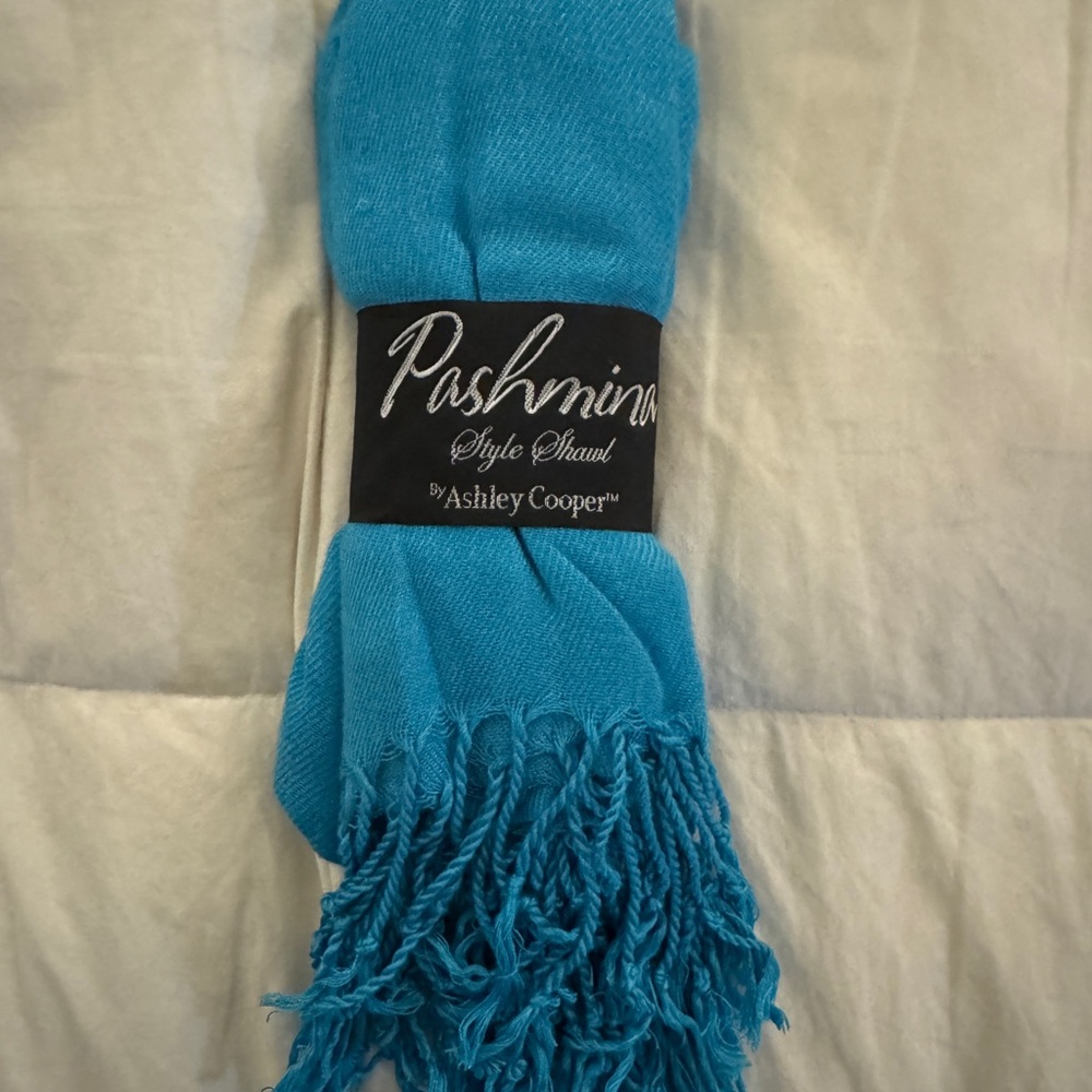 🐰🌷🐣Ashley Cooper Pashmina Style Shawl - Vibrant Turquoise Blue - Picture 2 of 5